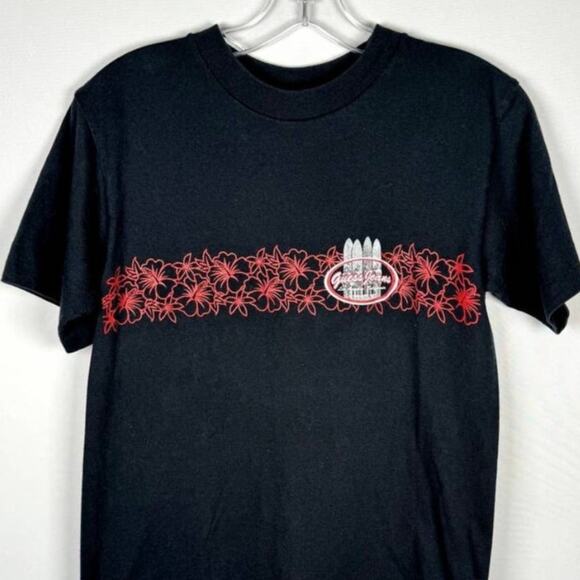 Vintage 90s Guess Men's T-Shirt Floral Beach Hawaiian Style Black Size S - Picture 1 of 7